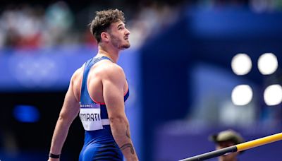 French Pole Vaulter Anthony Ammirati Misses Olympics Final After His Crotch Catches on Crossbar