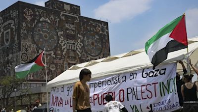 ‘¡Viva Palestina libre!’, gritan estudiantes de la UNAM al instalar campamento en apoyo a Gaza