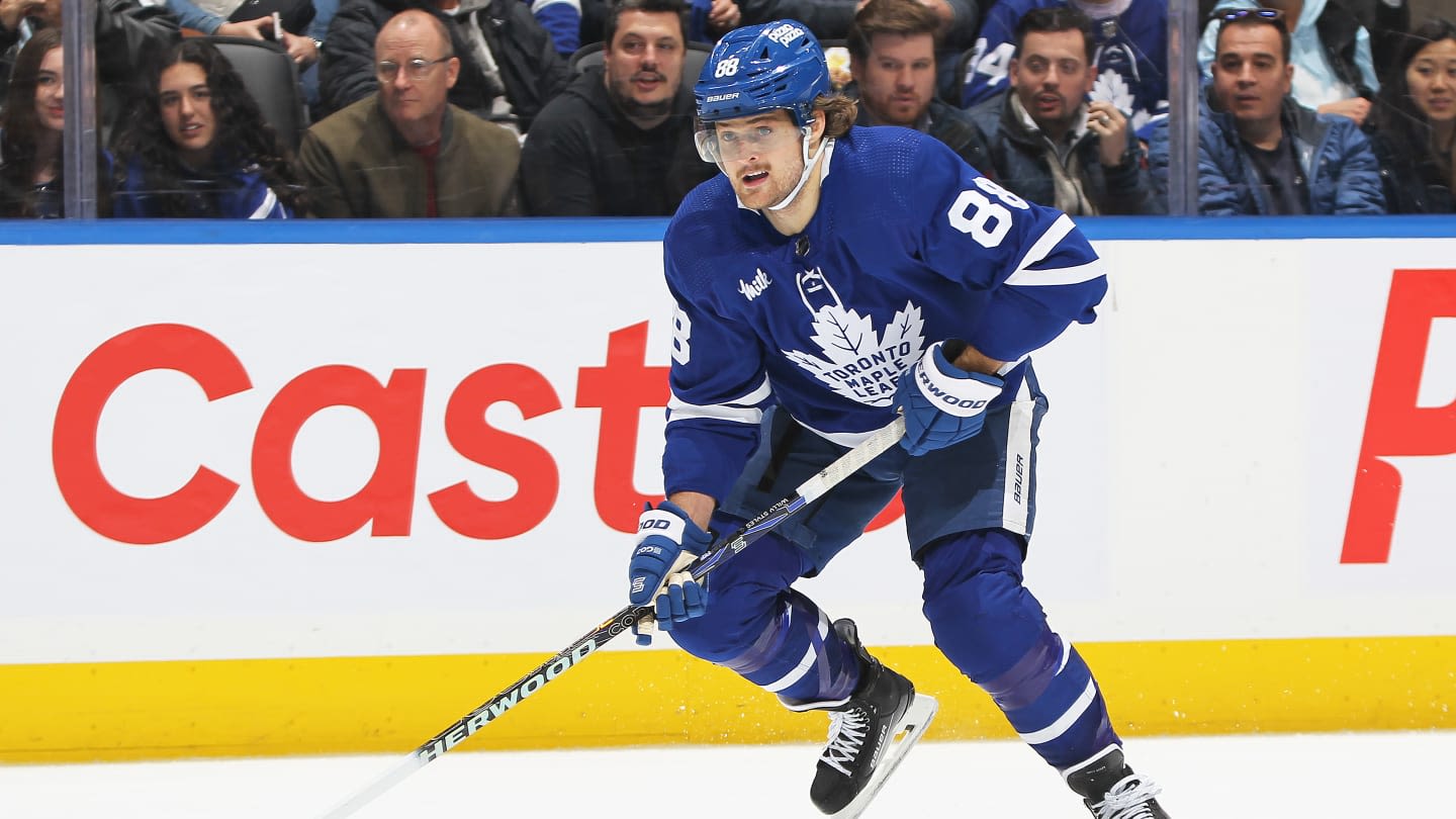 Toronto Maple Leafs: Migraines Are Stopping William Nylander