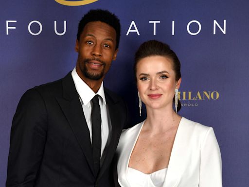 Gaël Monfils et Elina Svitolina : photo souvenir en tenue de mariage, pour leurs 3 ans