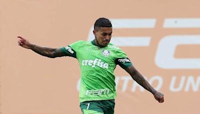 Palmeiras vence jogo-treino com hat-trick de Rômulo e gol de Dudu