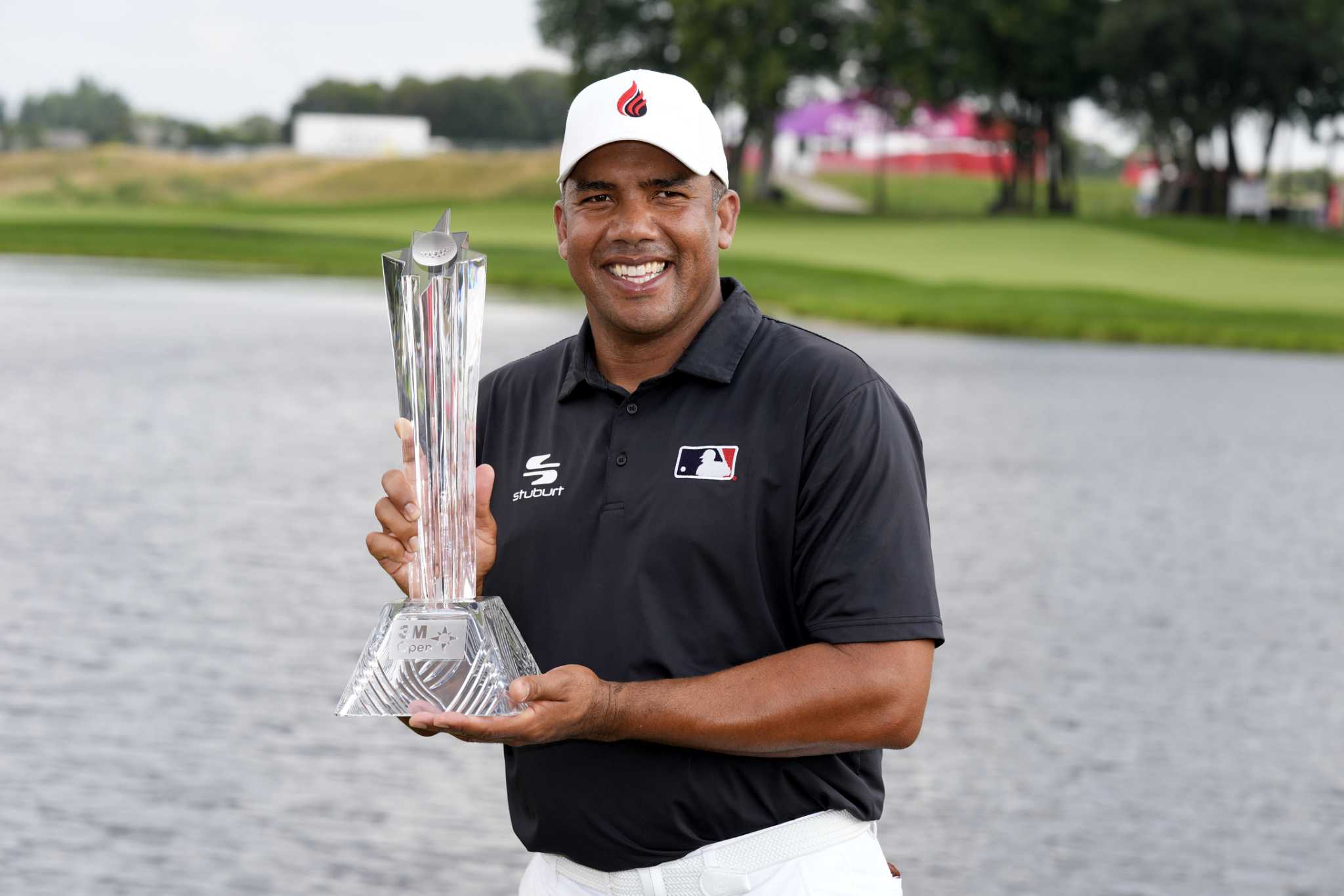 Jhonattan Vegas wins the 3M Open with a closing birdie, his first victory in 7 years