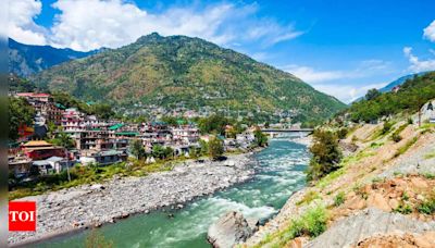 Tourist washed away in Beas river near Manali, another missing | India News - Times of India