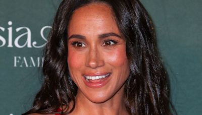 Meghan Markle debuts boho beachy waves at at children's hospital gala