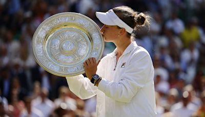 Krejcikova derrotó a Paolini y se alzó con la corona en Wimbledon