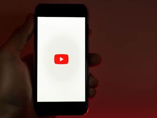 YouTube May Soon Let Users Set Custom Thumbnails for Playlists