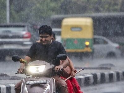 Heavy downpour in Himachal, roads closed; Dharamshala records 214.6 mm rain