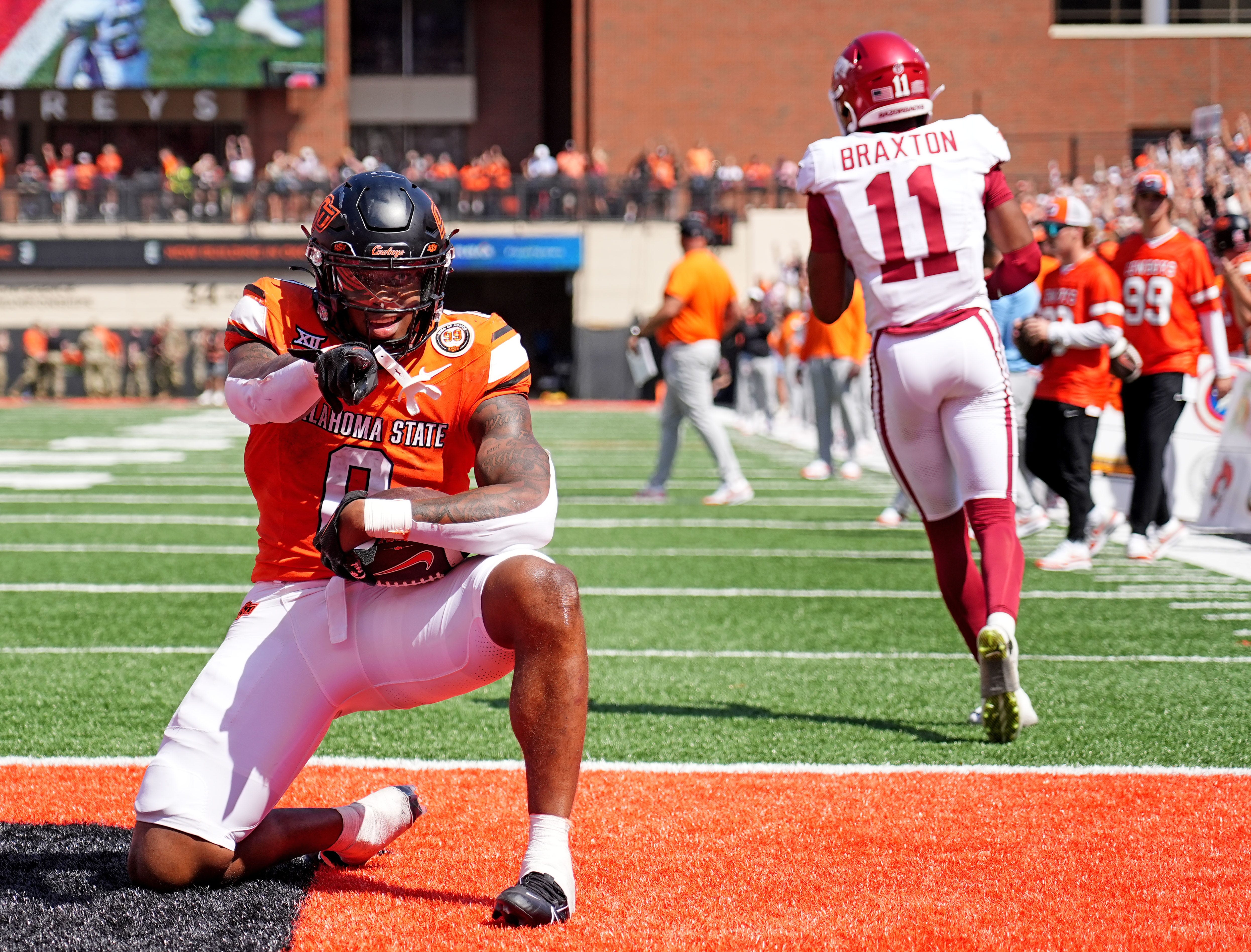 Oklahoma State football survives Arkansas in 2OT as Cowboys' defense denies Razorbacks