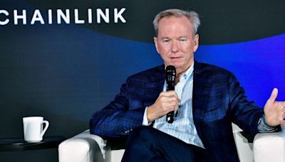 Ex-Google CEO Eric Schmidt has an easy solution to the terrifying idea of AI with free will