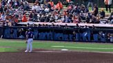 Illinois baseball continues hot streak, sweeps Northwestern