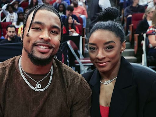 Jonathan Owens Says He Loves to Be a 'Cheerleader' for Wife Simone Biles: 'It's Just Impressive' (Exclusive)
