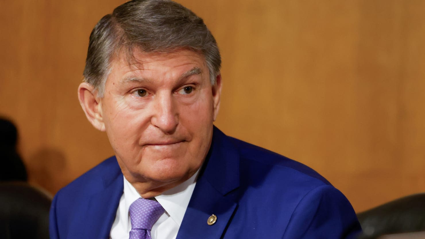 Manchin Considering Run Against Harris Despite Quitting Dems: Reports