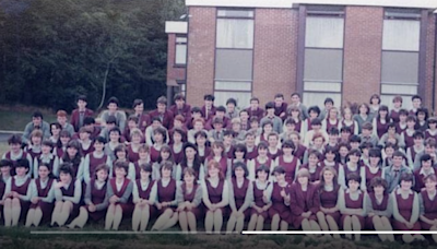 St Columba's Stranorlar 'Class of 84' to hold 40th anniversary reunion - Donegal Daily