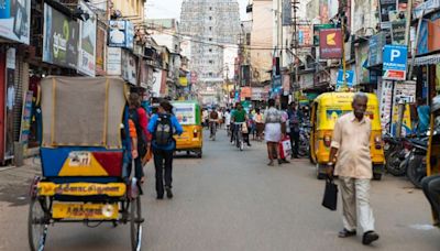 India: At least 34 people die and more than 100 taken to hospital after drinking illegally brewed alcohol in Tamil Nadu