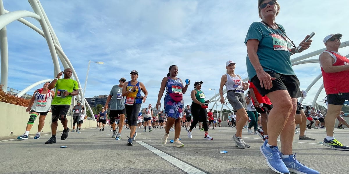 Peachtree Road Race ends due to high heat | Photos, video and key moments