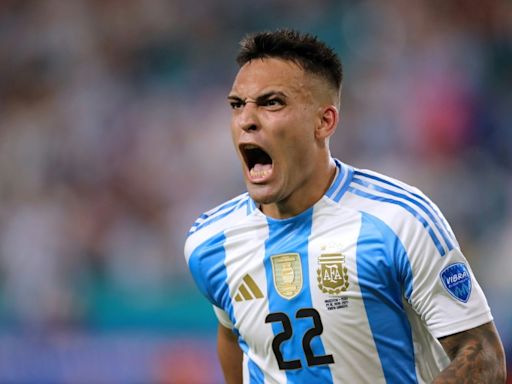 Argentina vence 2-0 a Perú y pasa a cuartos de la Copa América como primera del grupo A