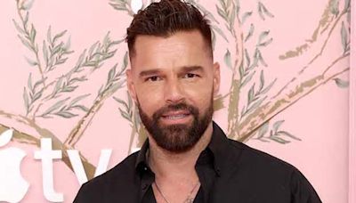 Ricky Martin (‘Palm Royale’) goes from Grammy club to comedy and being ‘so addicted to the applause’ [Exclusive Video Interview]