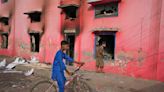 Pakistán detiene a 129 musulmanes tras ataques a iglesias y viviendas de la minoría cristiana