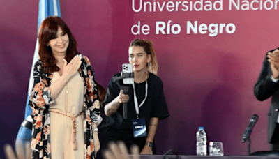 Cristina Kirchner criticó a diputados peronistas por su voto a favor del veto de Milei contra las universidades - Diario Río Negro