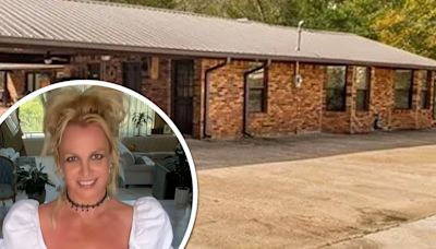 Owner of Britney Spears' childhood home offers it up for biopic