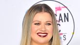 Kelly Clarkson Announces That She's Hosting The NFL Honors