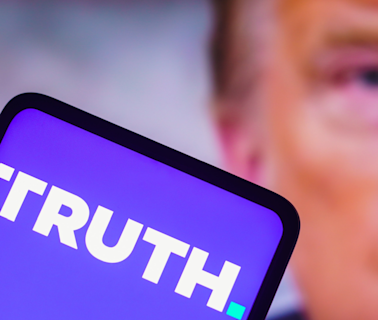 DJT Stock Alert: Truth Social Keeps Losing Users