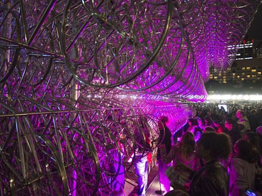 Headed to Toronto for Nuit Blanche? Here are some transit options and travel disruptions to be aware of