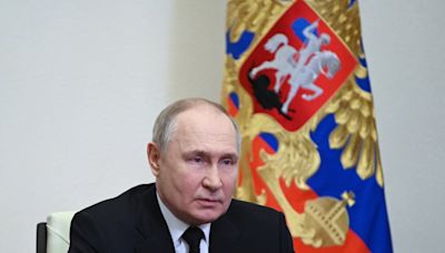 Putin ordena exercícios nucleares após declarações sobre envio tropas ocidentais à Ucrânia | Mundo e Ciência | O Dia