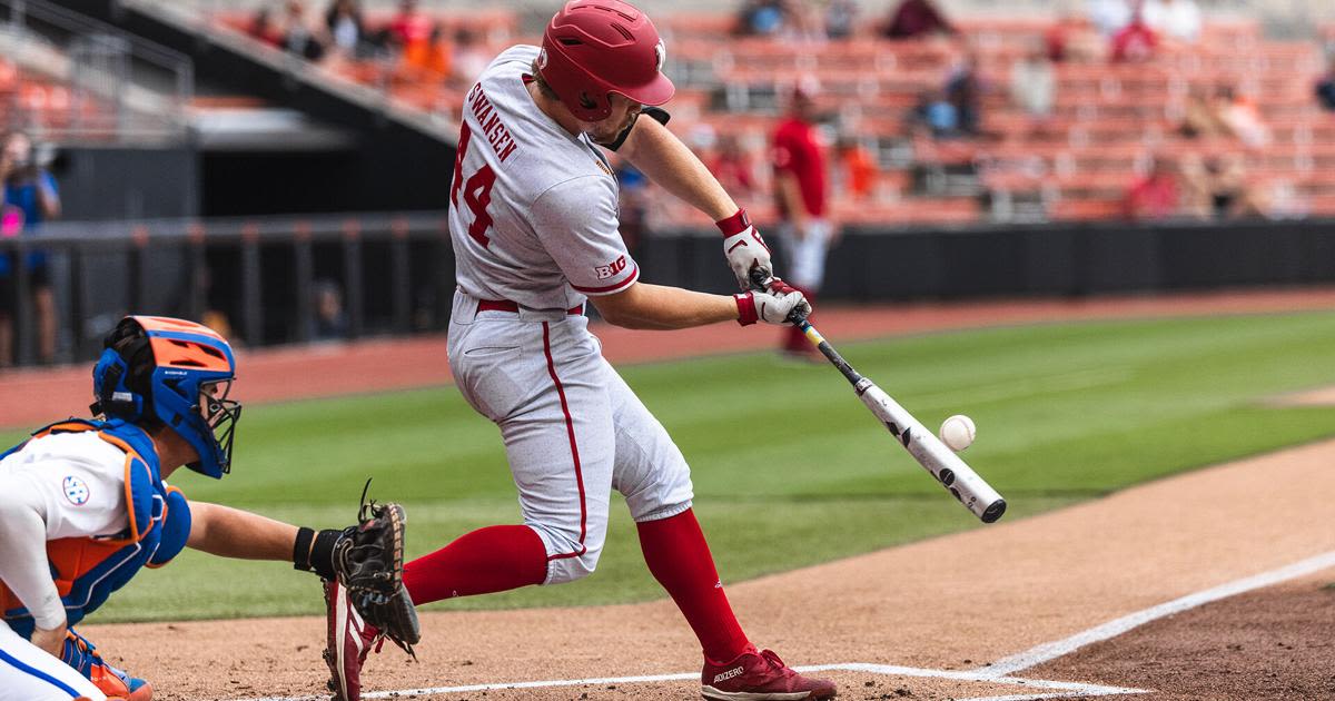 Nebraska baseball's season ends in NCAA regional as Florida offense dominates