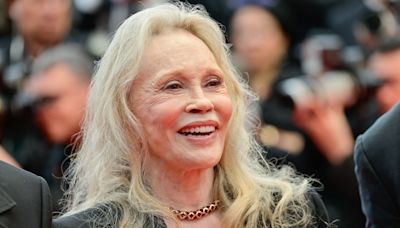 Faye Dunaway Talks “Cathartic” Experience Of Sharing Bipolar Disorder In Documentary