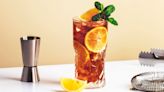 The Reason Long Island Iced Teas Sound Alarm Bells To Bartenders