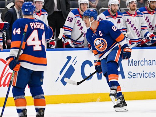 Gotta See It: Islanders Captain Anders Lee Scores No-Look Goal In Da Beauty League