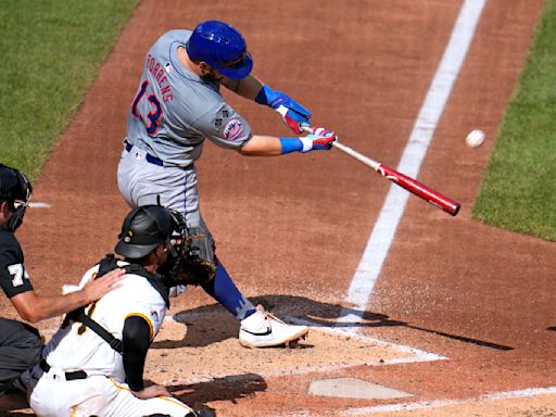 Diaz gets save in return from suspension, Torrens hits three-run double as Mets beat Pirates 5-2