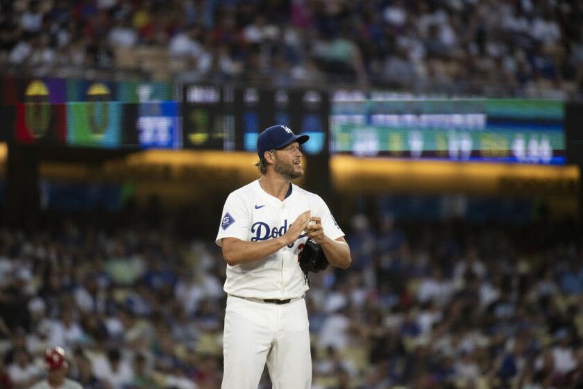 Hernández: The Dodgers are asking a lot of Clayton Kershaw, because they have no choice