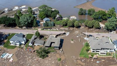 Midwest flooding devastation comes into focus as flood warnings are extended in other areas