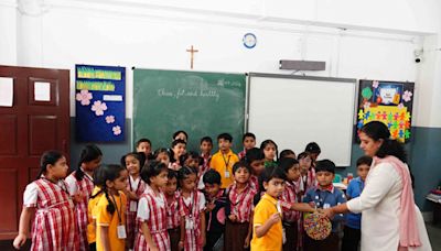 Mangaluru: St Theresa's ICSE School conducts Pick and Art Competition