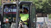 Explainer-How US industries deal with extreme heat