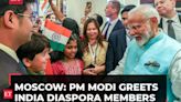 Modi in Russia | PM greets Indian Diaspora gathered outside hotel in Moscow