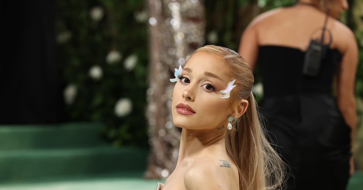 Ariana Grande Wore A Corset To The Met Gala & Looked Like A Full-On Fairy Princess