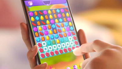 UP Teacher Suspended After App Reveals How Long He Played Candy Crush During School Hours