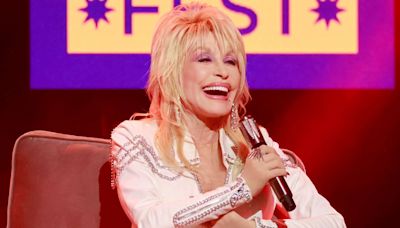 Dolly Parton Is All Smiles in Nashville, Plus Andy Cohen, Lisa Ann Walter, Larry David and More