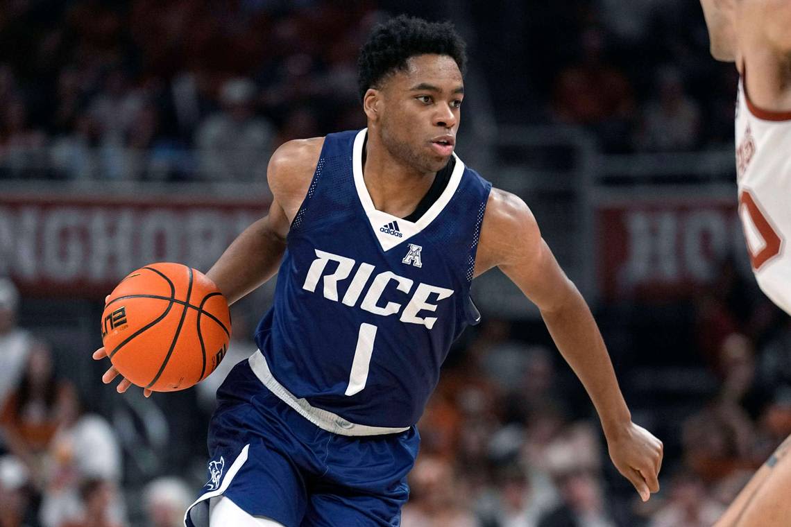 Kansas Jayhawks earn transfer commitment from Rice basketball guard Noah Shelby