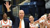 Hope College women's basketball coach Brian Morehouse fastest to 700 wins in NCAA history