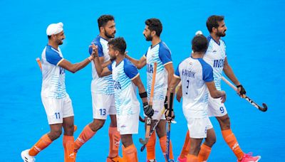 Harmanpreet Singh's late goal helps India claim a 3-2 win over New Zealand in their Paris Olympics opener