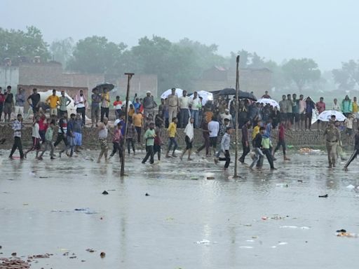 '15-16 People Sprayed Poison': Bhole Baba's Lawyer Alleges ‘Conspiracy’ In Hathras Stampede