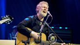 Glen Hansard Talks Riding Trains With David Letterman For U2’s Homecoming Special