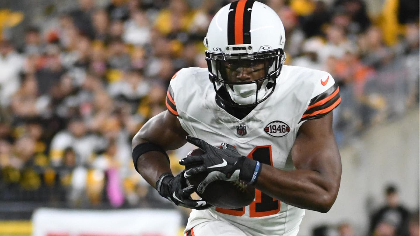 Cleveland Browns' Nick Chubb Earns Shocking Prediction For 2024