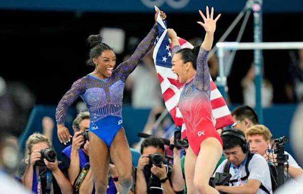 Olympic women s gymnastics results: Simone Biles, Suni Lee top podium with gold, bronze medals in all-around final | Sporting News