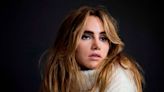 After rock-star turn on ‘Daisy Jones & The Six,’ Suki Waterhouse is doing her own songs live