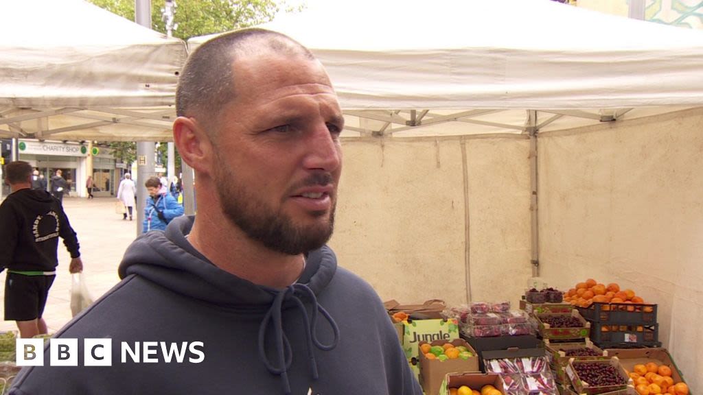 Tommy Coyle devastated after fire at Hull family fruit stall